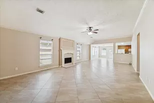 513 Brad Ct, Webster, TX 77598 - Photo 7