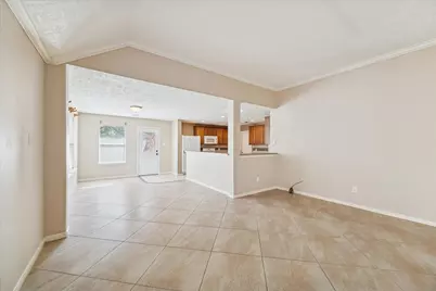 513 Brad Court, Webster, TX 77598 - Photo 9