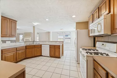 513 Brad Court, Webster, TX 77598 - Photo 13