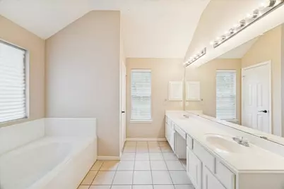 513 Brad Court, Webster, TX 77598 - Photo 17