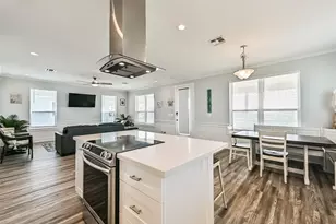 4133 4th St, Galveston, TX 77554 - Photo 7