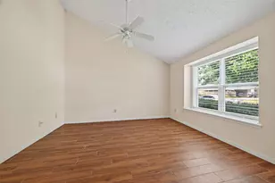 10913 Bexley Dr, Houston, TX 77099 - Photo 9