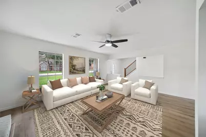 90 Crystal Lake Lane, The Woodlands, TX 77380 - Photo 5