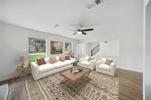 90 Crystal Lake Ln, The Woodlands, TX 77380 - Photo 5