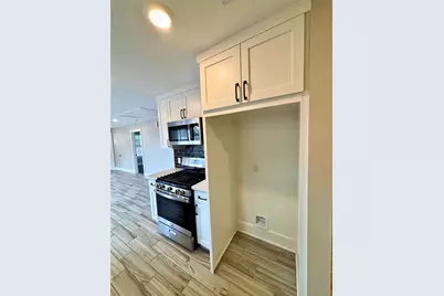 410 McPhail Street #B, Tomball, TX 77375 - Photo 15