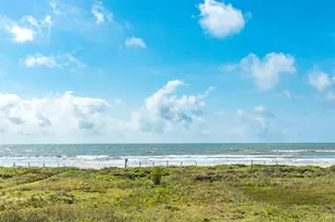 2418 Bluewater Hwy, Surfside Beach, TX 77541 - Photo 15