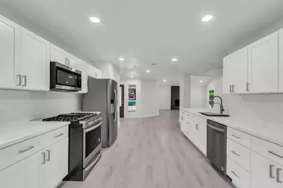 1602 Pine Oak Drive, Conroe, TX 77304 - Photo 7