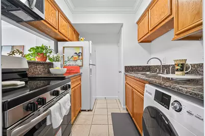 6402 Del Monte Drive #65, Houston, TX 77057 - Photo 9
