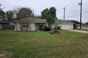 1733 Creek Dr, Houston, TX 77055 - Photo 29