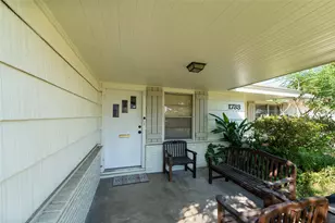 1733 Creek Dr, Houston, TX 77055 - Photo 5