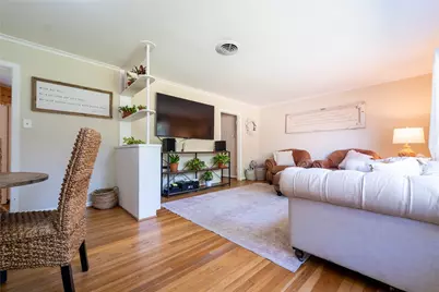 1733 Creek Drive, Houston, TX 77055 - Photo 1