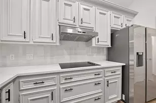 4415 Country Club View, Baytown, TX 77521 - Photo 25