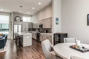 1004 California St, Houston, TX 77006 - Photo 9