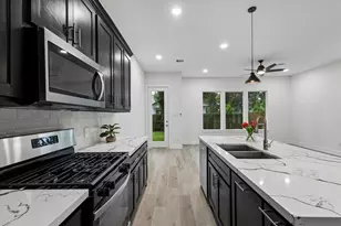 8715 Shotwell St, Houston, TX 77016 - Photo 27