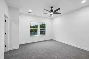 8715 Shotwell St, Houston, TX 77016 - Photo 33
