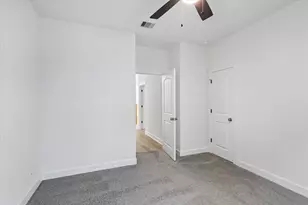 8715 Shotwell St, Houston, TX 77016 - Photo 21
