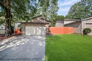 3010 Whitman Dr, Montgomery, TX 77356 - Photo 3