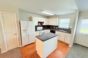 29019 San Jacinto River Ct, Spring, TX 77386 - Photo 9