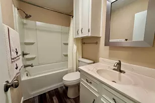 552 Sims St, Angleton, TX 77515 - Photo 21