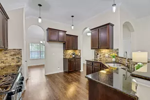 4251 Bearberry Ave, Baytown, TX 77521 - Photo 11