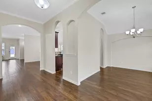 4251 Bearberry Ave, Baytown, TX 77521 - Photo 5