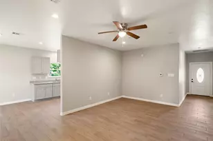 8435 Harmony Rd, Houston, TX 77049 - Photo 9
