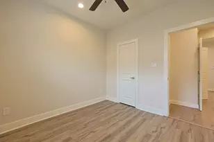 9514 Retriever Way, Houston, TX 77055 - Photo 13