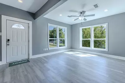 2322 Reuter Avenue, Waco, TX 76708 - Photo 5