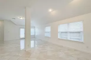 18126 Golden Falls Ln, Spring, TX 77379 - Photo 13