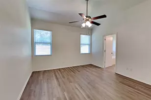 10016 Sterling Pl Dr, Conroe, TX 77303 - Photo 9