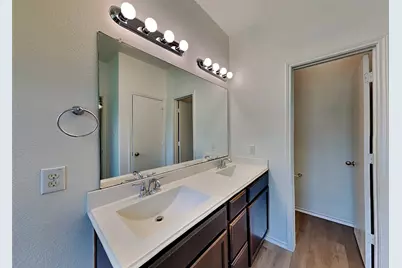 10016 Sterling Place Drive, Conroe, TX 77303 - Photo 11