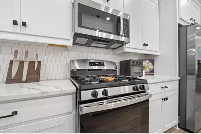 321 Mullins Court, Montgomery, TX 77316 - Photo 9