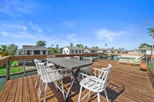 16610 Nassau Way, Galveston, TX 77554 - Photo 7