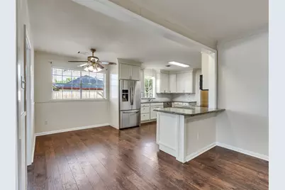 7814 Knob Hill Avenue, Pasadena, TX 77505 - Photo 9