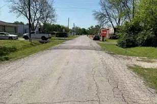 2510 Lora Ln, Balch Springs, TX 75180 - Photo 3