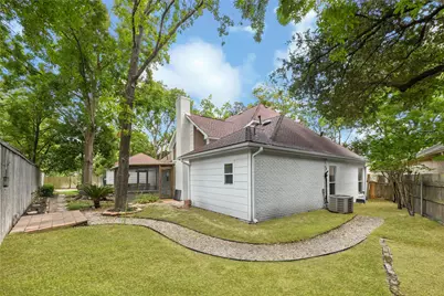 1422 Trace Dr, Houston, TX 77077 - Photo 31