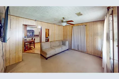 939 Milam Street, Liberty, TX 77575 - Photo 5