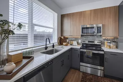 10421 Deerwood Road #1302, Houston, TX 77042 - Photo 3