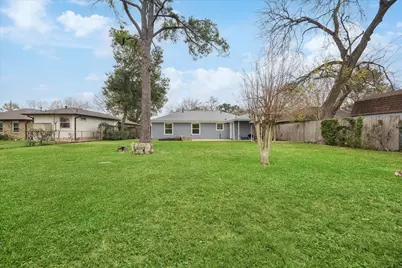 4718 Blanton Boulevard, Houston, TX 77092 - Photo 29