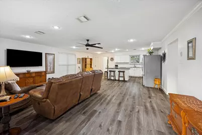 4718 Blanton Boulevard, Houston, TX 77092 - Photo 11