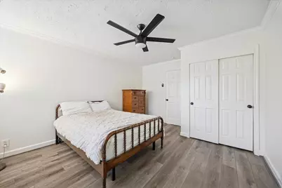 4718 Blanton Boulevard, Houston, TX 77092 - Photo 19