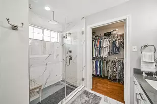 1430 W 24th St, Houston, TX 77008 - Photo 1