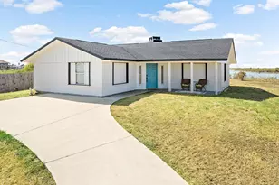 2055 Hwy 87, Crystal Beach, TX 77650 - Photo 1