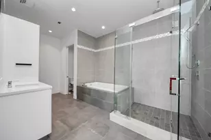 4521 San Felipe St, Houston, TX 77027 - Photo 17