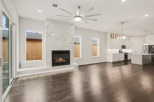 111 E 33 St, Houston, TX 77018 - Photo 5