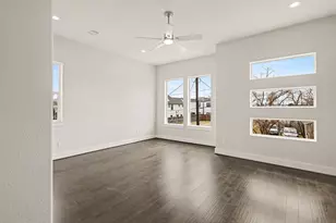 111 E 33 St, Houston, TX 77018 - Photo 13