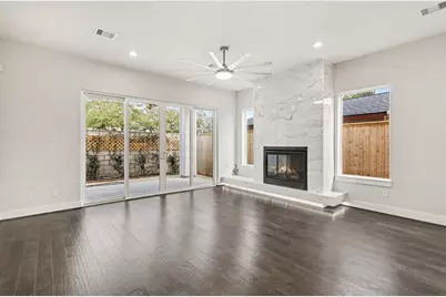 111 E 33 Street #B, Houston, TX 77018 - Photo 7