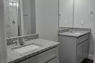 213 Adoue Ave, Baytown, TX 77520 - Photo 5