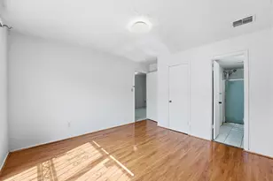 12447 Sharpview Dr, Houston, TX 77072 - Photo 7