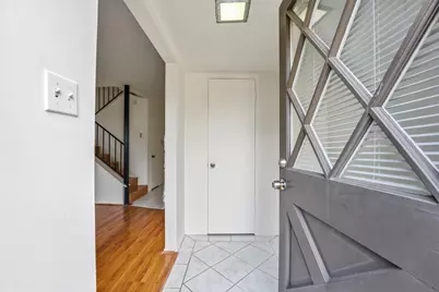 12447 Sharpview Drive #2447, Houston, TX 77072 - Photo 3